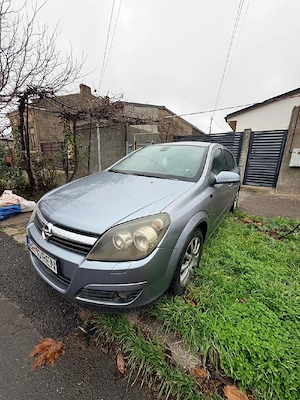 Opel Astra H 1,6 i automat 