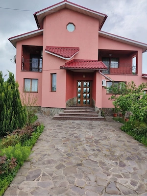 casa in Onesti