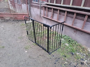 Poarta protectie copii din metal - imagine 1