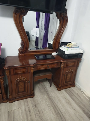  Dormitor set. 2.500 lei. Mdf