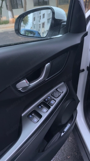 Hyundai Kona hibrid 2021 Automata 141CP Proprietar  - imagine 9