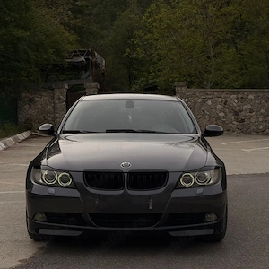 Vand bmw 320D cu distributia in fata 