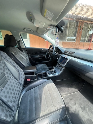 Volkswagen Passat Combi 2.0 TDI 4Motion  - imagine 17
