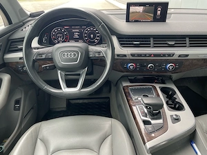 AUDI Q7,2.0L,Benzină,248cp,Automată,7 locuri,1984cm3,AWD. - imagine 7