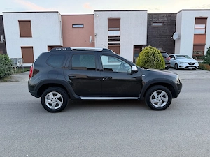 Dacia Duster An 2011 Mot 1,5 dci 110 cp Euro 5 - imagine 4