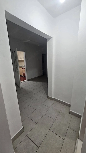 Închiriez apartament cu 3 camere decomandate, strada Imparatul Traian - imagine 8