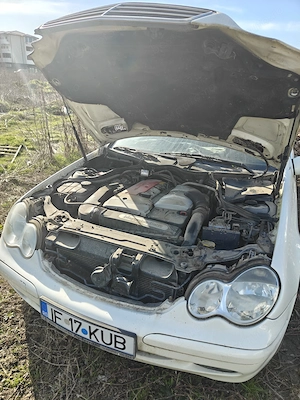 Mercedes-Benz C 200 Kompressor W203, 2.0 benzina, manuala, 2000 - imagine 6