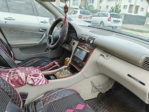 Mercedes-Benz C 200 Kompressor W203, 2.0 benzina, manuala, 2000 - imagine 5
