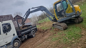 Vand excavator volvo ec55b  - imagine 2