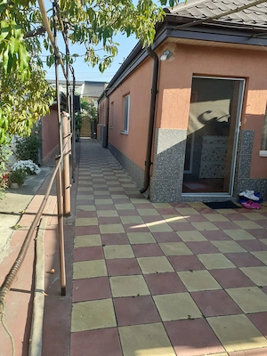Casă de vânzare în Tecuci - imagine 2