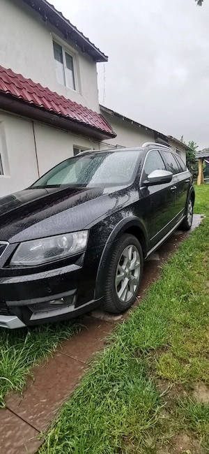 Skoda Octavia Scout - imagine 2