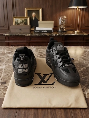 LV Trainer Black 