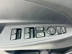 HYUNDAI TUCSON - imagine 12