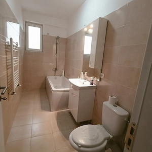 METROU ,garsoniera spatioasa,46 m,luminoasa,proprietar,parcare,terasa,,mobilata,bloc nou - imagine 7
