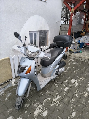 Scuter Honda sh150 acte Italia  - imagine 2