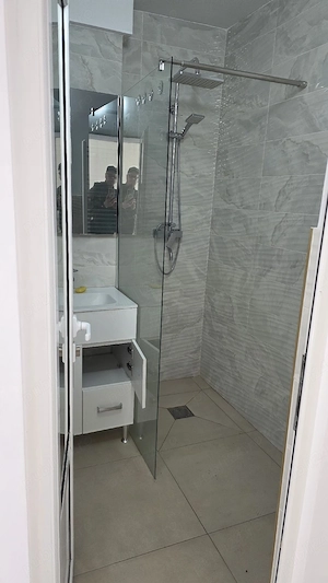 Ofer spre chirie Ap 2 cam et.1 ,Ultracentral 1300 lei   luna  - imagine 3
