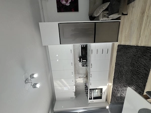 Vând apartament cu 1 dormitor și living