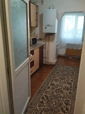 Închiriez apartament cu 2 camere 49mp  - imagine 3