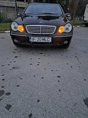 Mercedes Benz C 240 4 matic - imagine 2