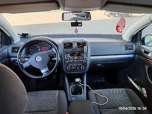 Vând golf 5 
