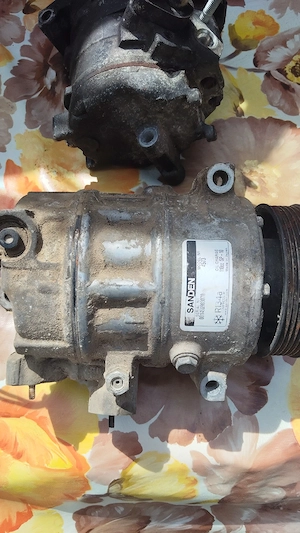 vind compresor AC Audi w golf Skoda pret 450 neg
