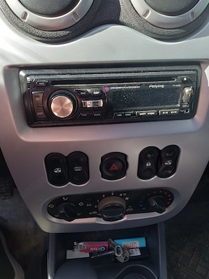 vand dacia logan  - imagine 3
