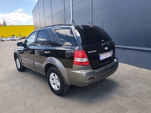 KIA Sorento 2.5 Autoutilitara - imagine 10