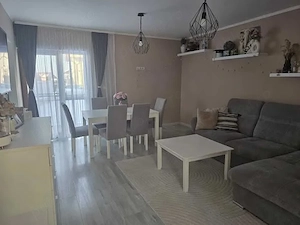 De vanzare casa triplex (unitate pe colt )-4 camere  Sangeorgiu de Mures - imagine 2