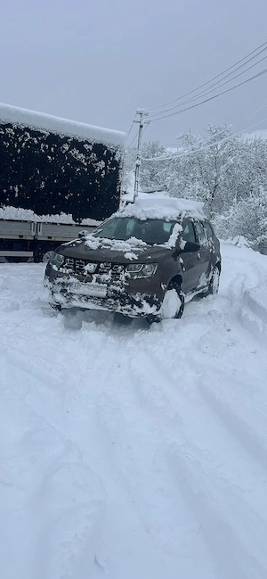 Dacia Duster 1.2 benzina - imagine 3