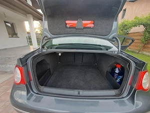 Volkswagen Passat, berlină, 2009, 2,0 CP - imagine 9
