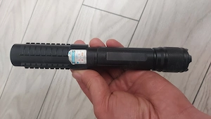 Laser foarte puternic detali in privat