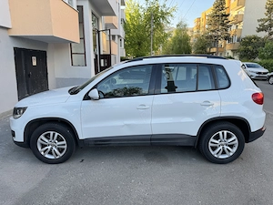 Vând VW Tiguan 2.0 TDI 4x4 - imagine 2