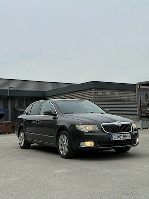 Vând Skoda Superb 2.0 TDI, 170 CP, 2009, 279.xxx km Dotări: dublu climatronic, scaune încălzite, sca - imagine 8