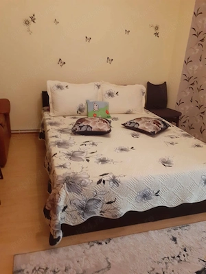 Casă de vânzare în Tecuci   spațioasă și primitoare - imagine 7