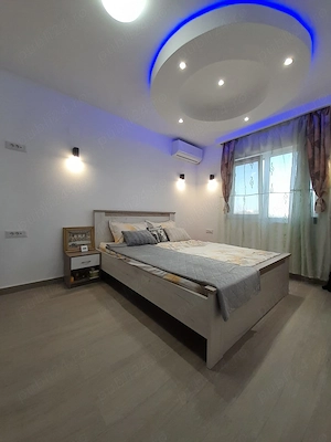 Aviz pentru Investitori !!!  PERSOANĂ FIZICĂ-VAND URGENT  Casa Pensiune in regim P+E, in Oradea, str - imagine 8