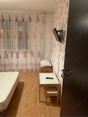 Închiriez apartament 3 camere + loc de parcare - imagine 4
