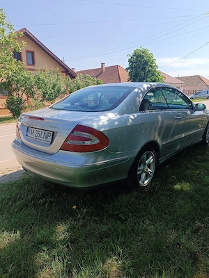 De vanzare ,