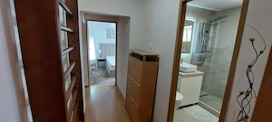 Apartament 3 camere( 2  balcon) Lift nou ! Calea Moldovei! lângăOMV si Spital Loc de parcare - imagine 2