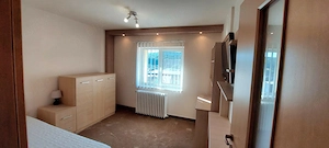 Apartament 3 camere( 2  balcon) Lift nou ! Calea Moldovei! lângăOMV si Spital Loc de parcare - imagine 6
