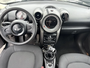 MINI Cooper Countryman D  - imagine 8