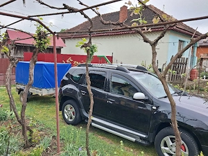 Vând duster cu ansamblu cu tot