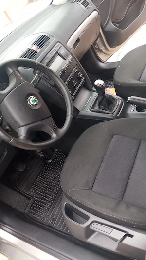 skoda octavia  - imagine 5