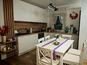 Vand apartament 3 camere decomandat | Etaj 1 | Calea Aradului | 5 min Iulius Mall  - imagine 2