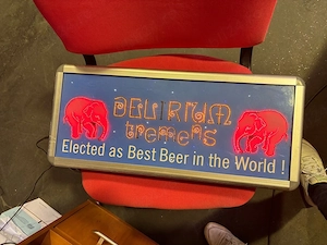 Reclamă luminoasă pentru interior Delirium Tremens