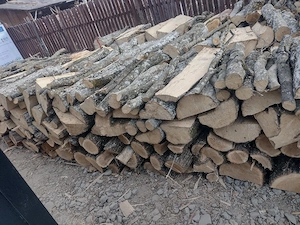 lemne de foc esență 