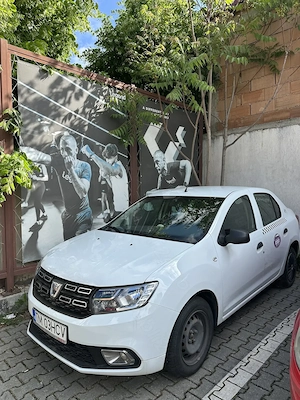 Vand SRL cu licenta taxi si 2 masini - imagine 8