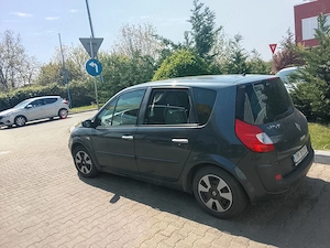 Vând Renault Megane Scenic  - imagine 3