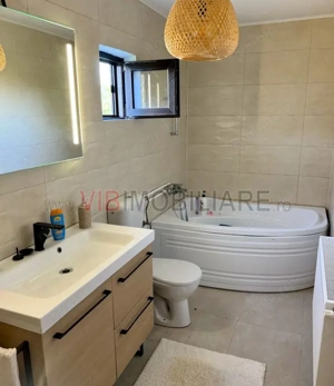 Casa cu teren generos in Mosneni – oportunitate excelenta pentru locuinta sau investitie - imagine 11