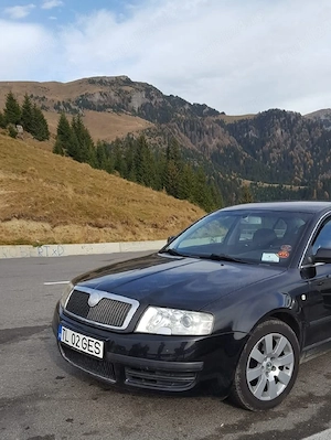 Skoda Superb berlina - imagine 5