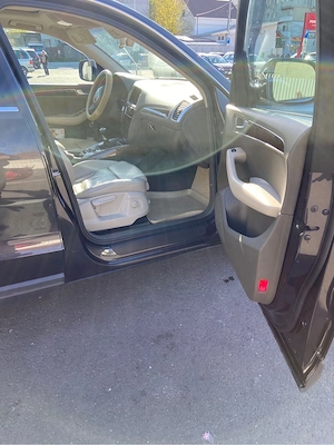Audi Q5 quattro,foarte bine intretinuta,2010 - imagine 2